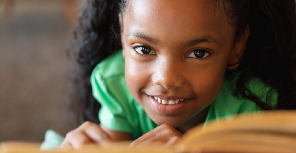 LIRA Little Girl Reading